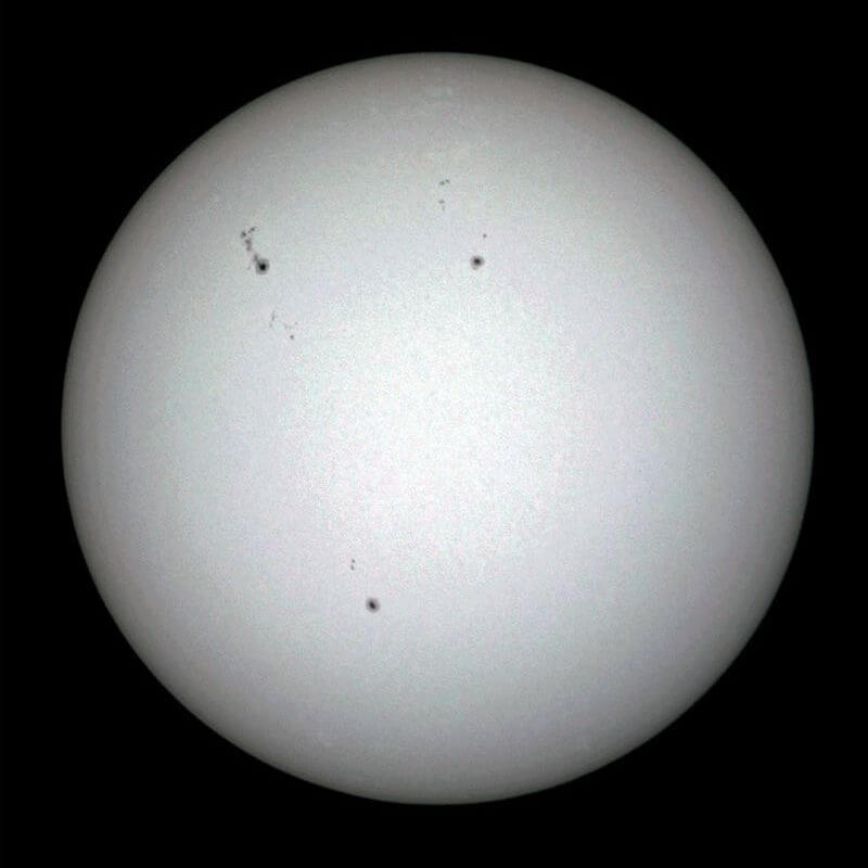 Telescop Newton SkyWatcher Explorer 130/900 EQ2 + CARTE