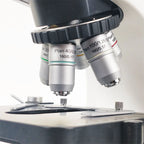 Microscop LACERTA MicroCosmos-P 5 cu obiective PLAN