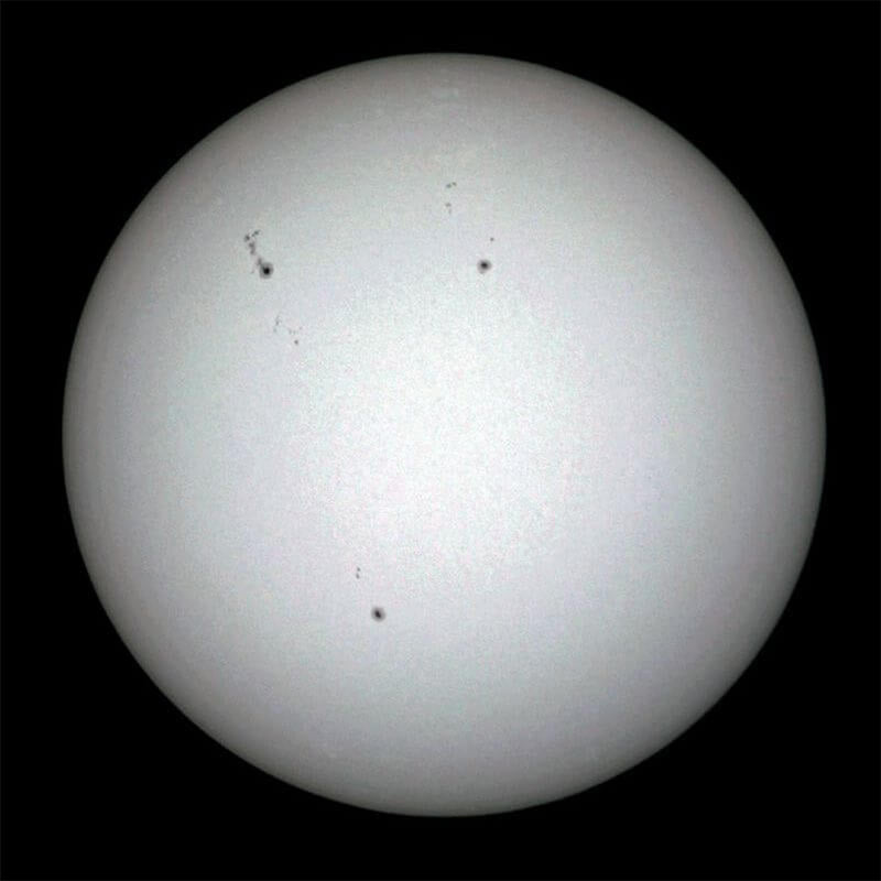 Telescop Newton SkyWatcher Explorer 130/900 EQ2 + CARTE